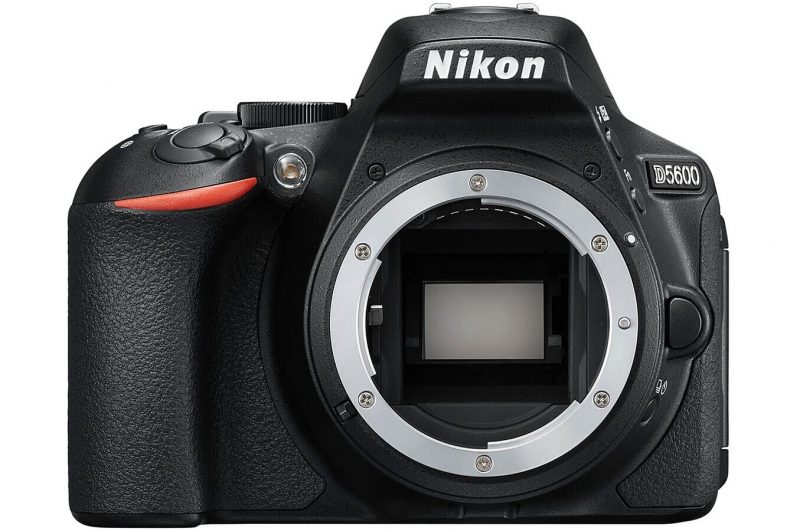 Appareil photo Reflex NIKON D5600 NU
